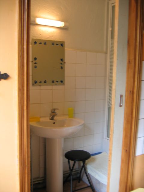 Shower room with WC.